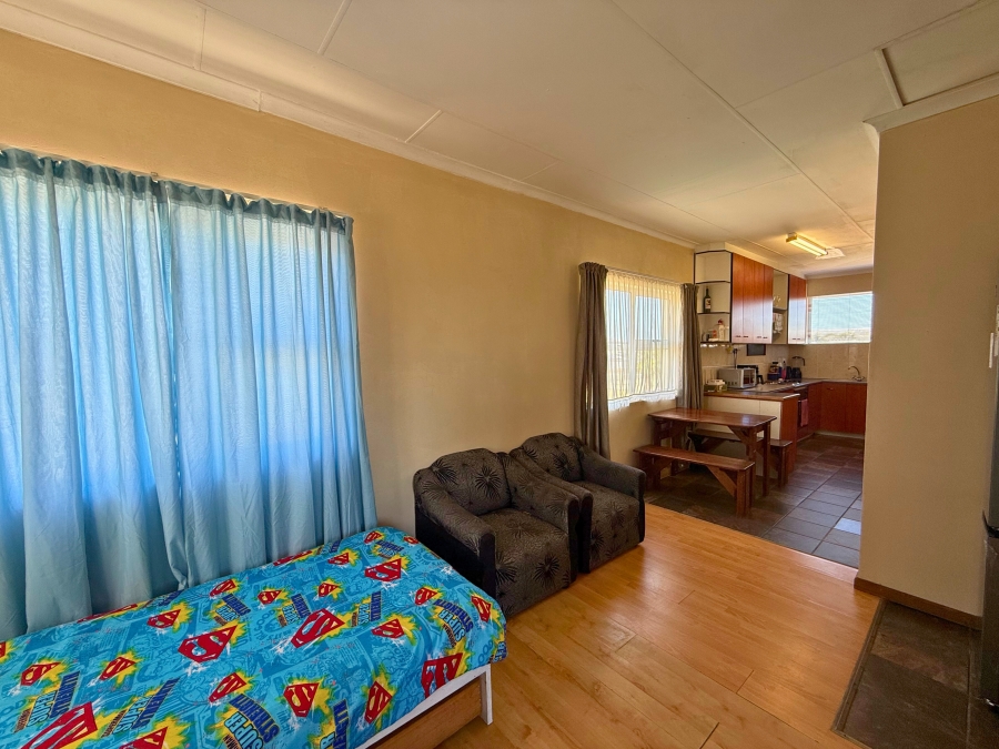 5 Bedroom Property for Sale in Country Club Western Cape